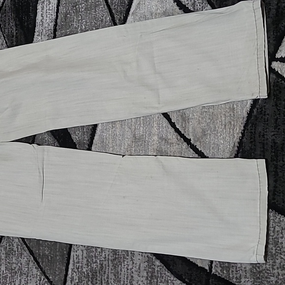 MGB LIGHT GRAY DENIM JEAN - Picture 13 of 14